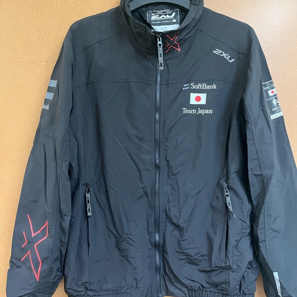 2XU sailing jacket. Soft bank Japan sponsored America’s Cup team jacket. - Picture 1 of 7